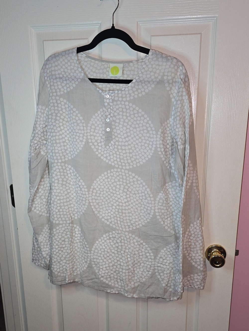 Light Gray Dot-Print Long Sleeve Henley Top